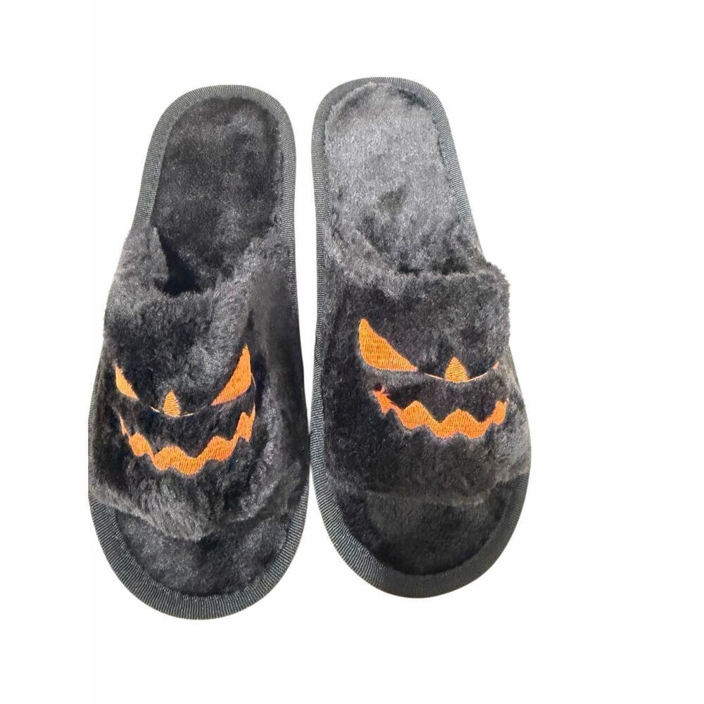 NWT Ladies Halloween Slippers- Pumpkin size 40